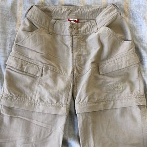 Northface Convertible Hiking Pants Size 2 (short)
